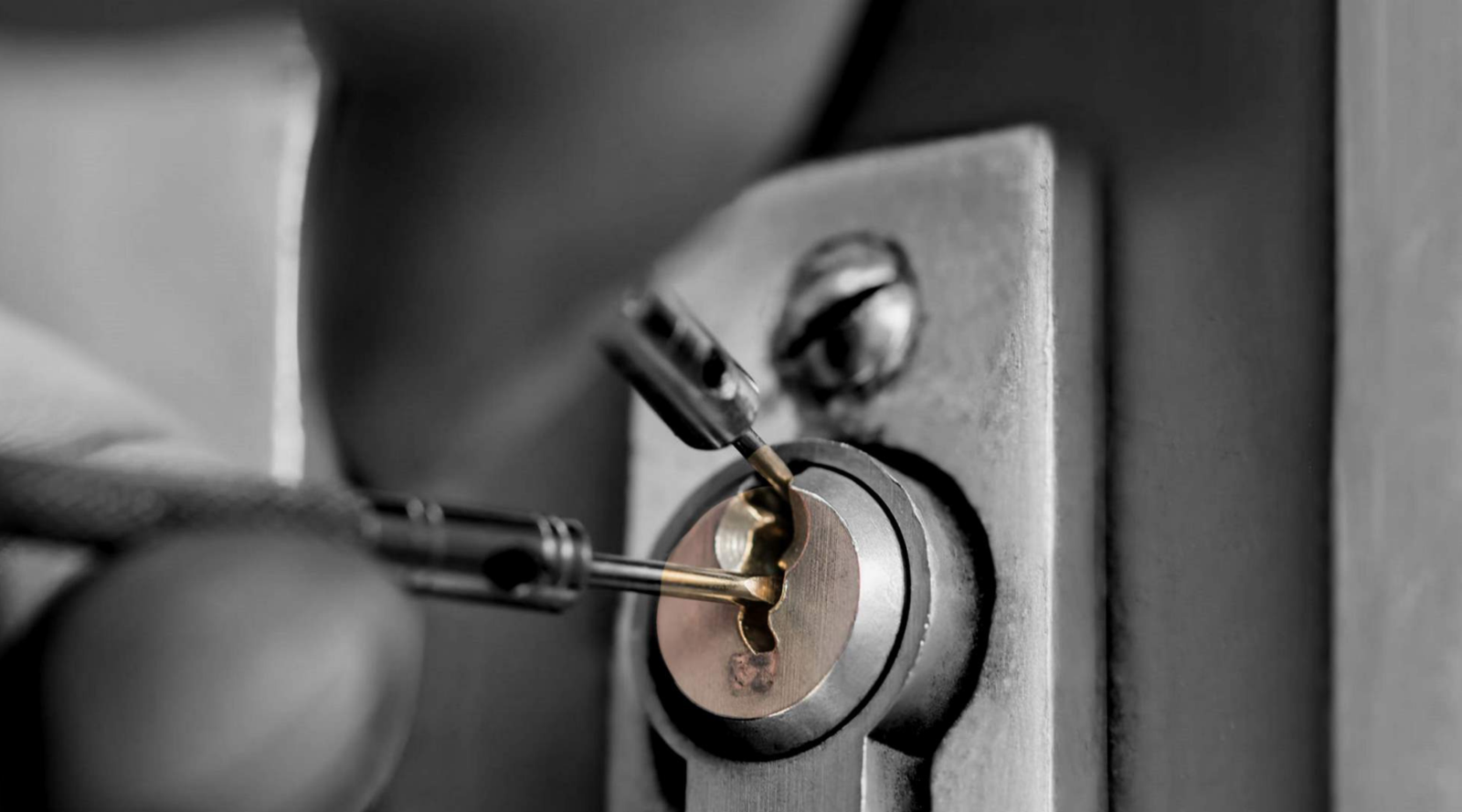 Locating A Reliable Locksmith For Your Home Security Concerns